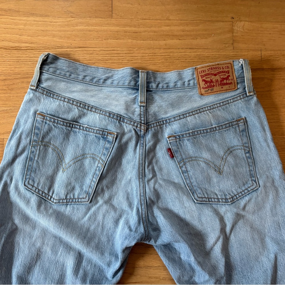 Levi's Classic Light Blue Straight Jeans